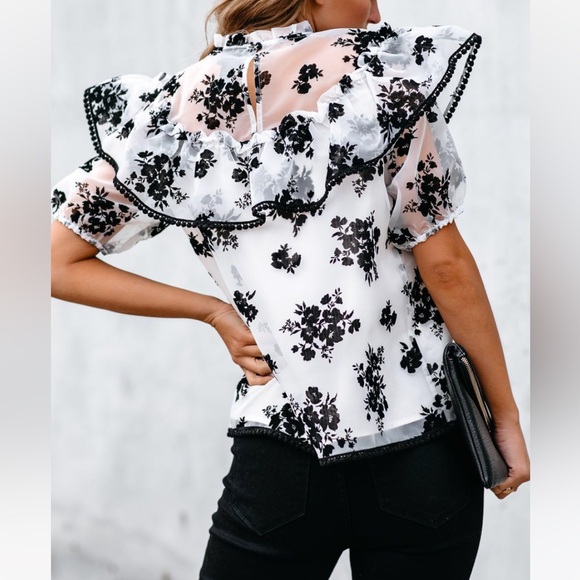 VICI Zinnia Ruffle Statement Blouse | Feminine Elegant | Black & White | Size‎ M - Picture 5 of 11